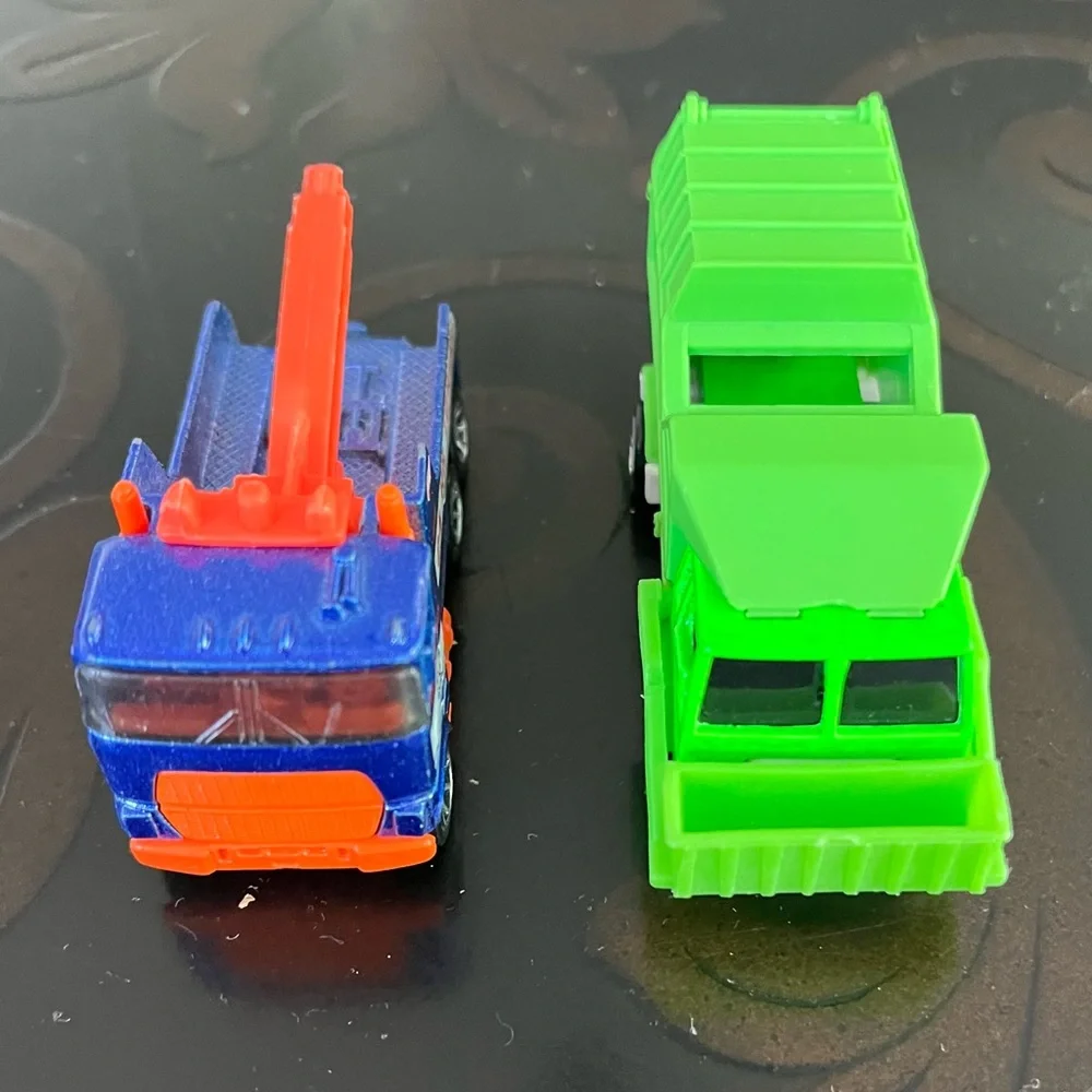Hot Wheels Community Trucks